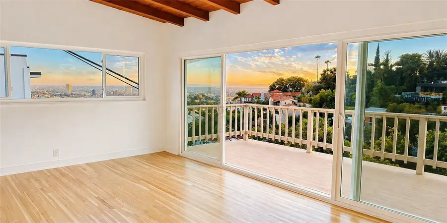 8428 Hollywood, Los Angeles, CA 90069 - #3