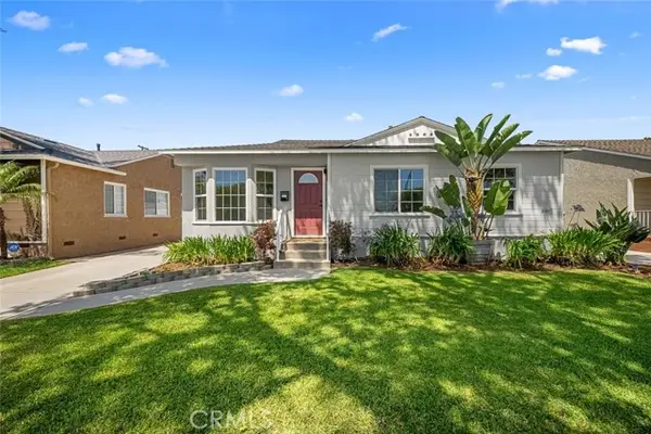 3819 Studebaker Road, Long Beach, CA 90808