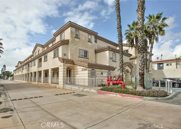 17168 Newhope  #222, Fountain Valley, CA 92708