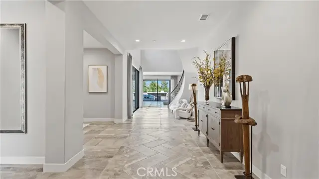 117 Interstellar, Irvine, CA 92618 - #3