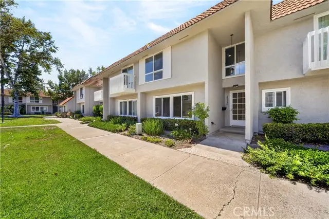 21725 Lake Vista, Lake Forest, CA 92630 - #3