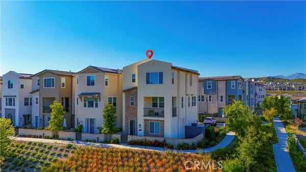 202 Heartland Way, Ladera Ranch, CA 92694