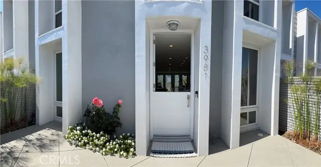 3981 Warner Avenue, Huntington Beach, CA 92649 - #3