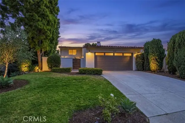 539 Vista Flora, Newport Beach, CA 92660 - #3