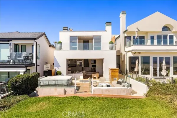 7204 Oceanfront, Newport Beach, CA 92663