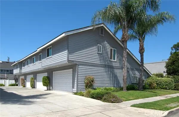 1042 Walnut Street  #D, Tustin, CA 92780