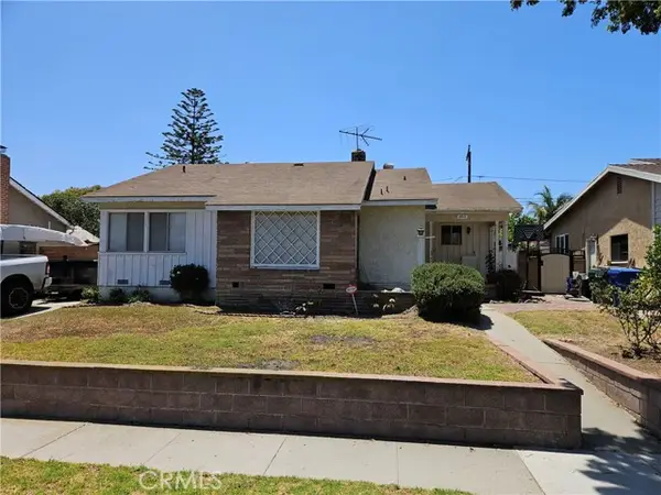 6812 La Marimba, Long Beach, CA 90815