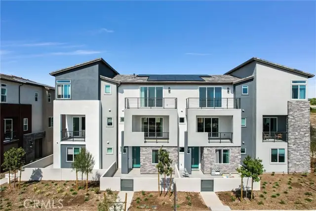 160 Restore, Irvine, CA 92618 - #2