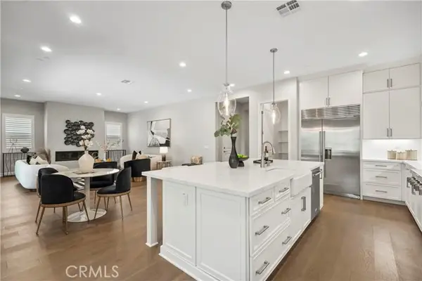 370 Sawbuck, Irvine, CA 92618