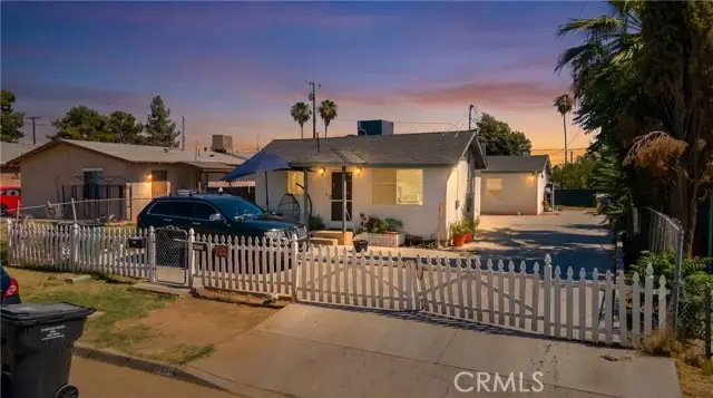 1229 Jeffrey, Bakersfield, CA 93305 - #2