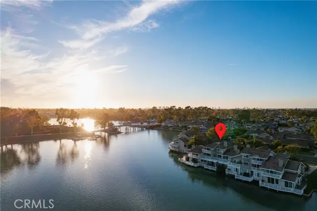 25 LakeView  #60, Irvine, CA 92604 - #2