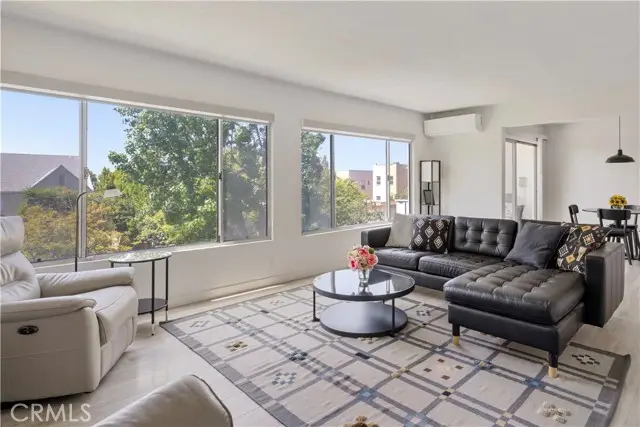 4343 Finley, Los Angeles, CA 90027 - #1