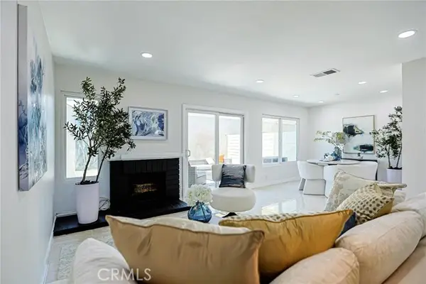 8 Fuchsia, Irvine, CA 92604