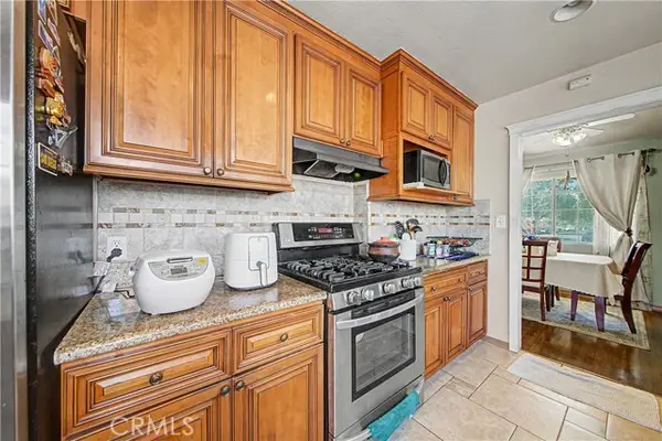 925 Maplewood, Fullerton, CA 92832