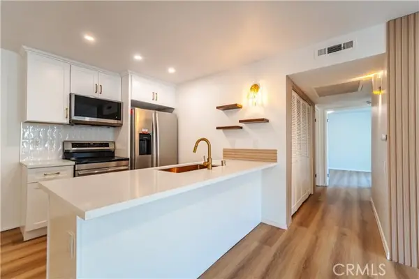 21951 Rimhurst Drive  #202, Lake Forest, CA 92630