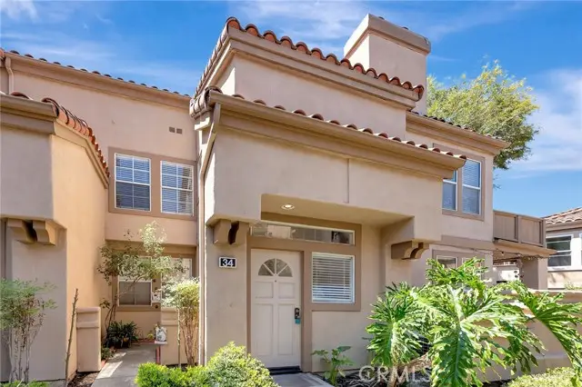 34 Magellan Aisle, Irvine, CA 92620 - #1