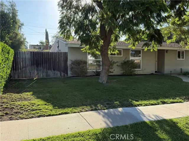 545 Gainsborough Road, Thousand Oaks, CA 91360 - #2