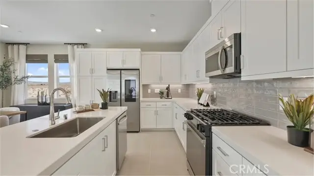 26862 Serif Place, Valencia, CA 91381 - #3