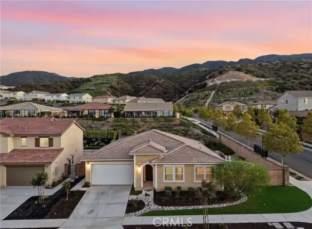 2792 Chad Zeller, Corona, CA 92882 - #1