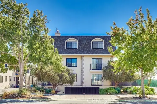 1020 Ocean Park  #3, Santa Monica, CA 90405