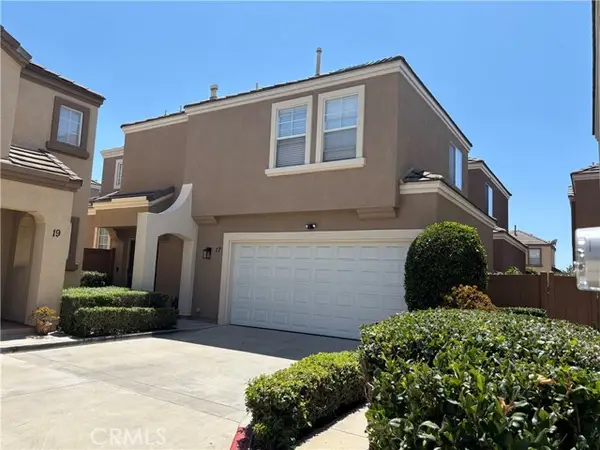 17 Rue Fontaine, Lake Forest, CA 92610