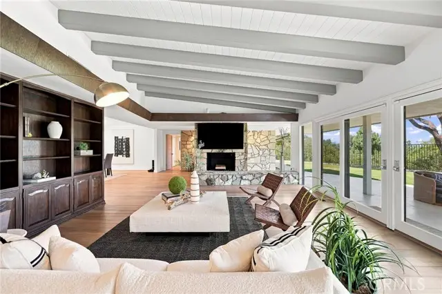 3608 Hampstead Road, La Canada Flintridge, CA 91011 - #3