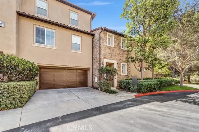 231 Lonetree, Irvine, CA 92603 - #2