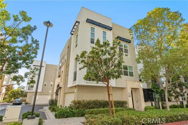 2208 Synergy, Irvine, CA 92614 - #1