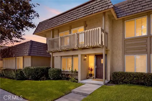 10204 Durango River Court, Fountain Valley, CA 92708