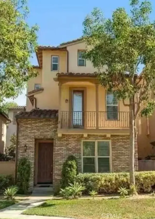 12 Tall Oak, Irvine, CA 92603