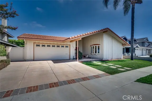 6381 Myrtle, Huntington Beach, CA 92647 - #2
