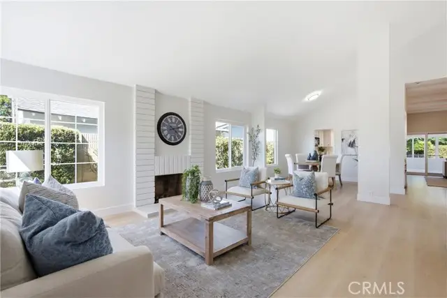 17982 Los Pesos Circle, Fountain Valley, CA 92708 - #2