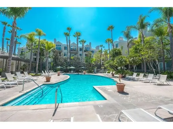 2243 Martin  #211, Irvine, CA 92612