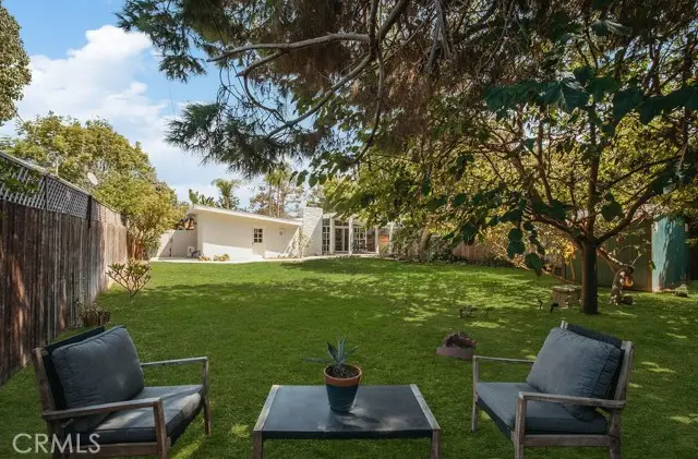 379 Walnut Street, Costa Mesa, CA 92627 - #2