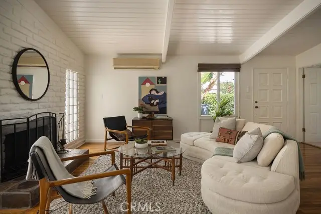 379 Walnut Street, Costa Mesa, CA 92627 - #3