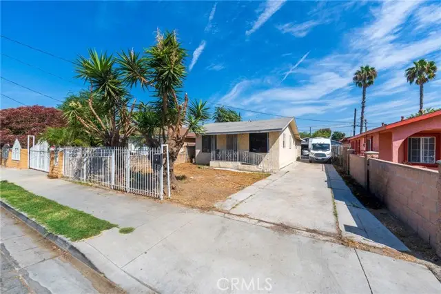 2521 129th, Compton, CA 90222 - #2