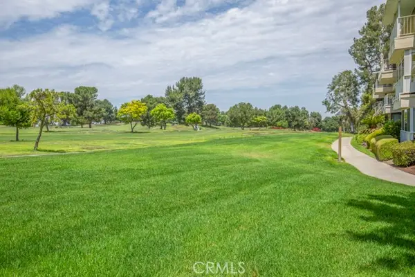 2386 Via Mariposa West  #2F, Laguna Woods, CA 92637