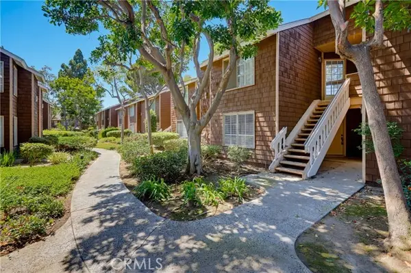 12555 Euclid Street  #111, Garden Grove, CA 92840
