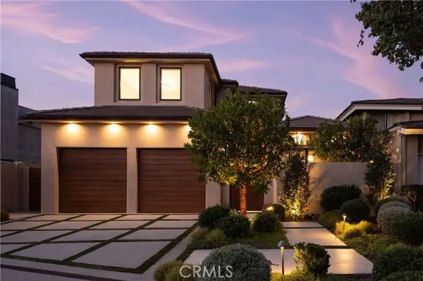 2 Rue Biarritz, Newport Beach, CA 92660