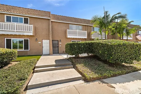 4902 Pearce, Huntington Beach, CA 92649