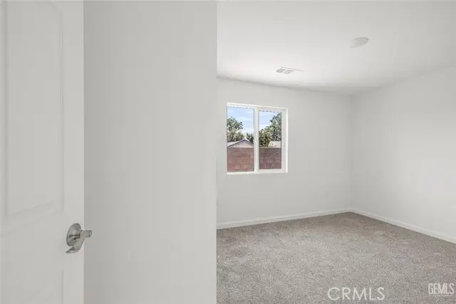 1417 Oregon, Bakersfield, CA 93305 - #2