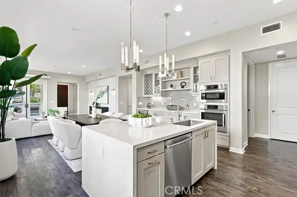 166 Follyhatch, Irvine, CA 92618