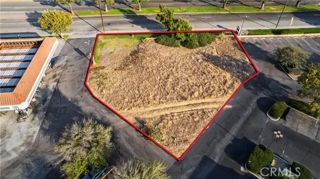 940 Bloomington, Bloomington, CA 92316 - #3