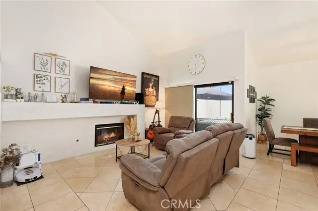 22 Rocky Creek Lane, Laguna Hills, CA 92653 - #2
