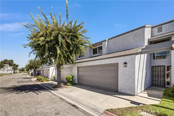4828 5th  #E, Santa Ana, CA 92703