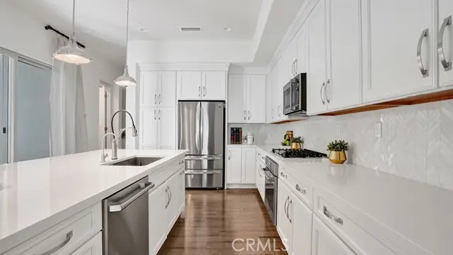 111 Frame, Irvine, CA 92618 - #3
