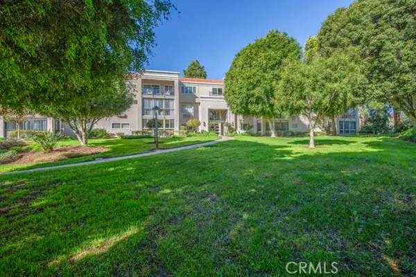 5499 Paseo Del Lago  #2D, Laguna Woods, CA 92637