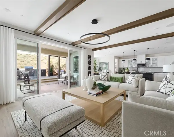 28216 Glory Place, Santa Clarita, CA 91350