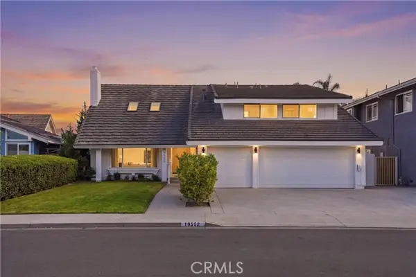 19552 Helena Circle, Huntington Beach, CA 92646