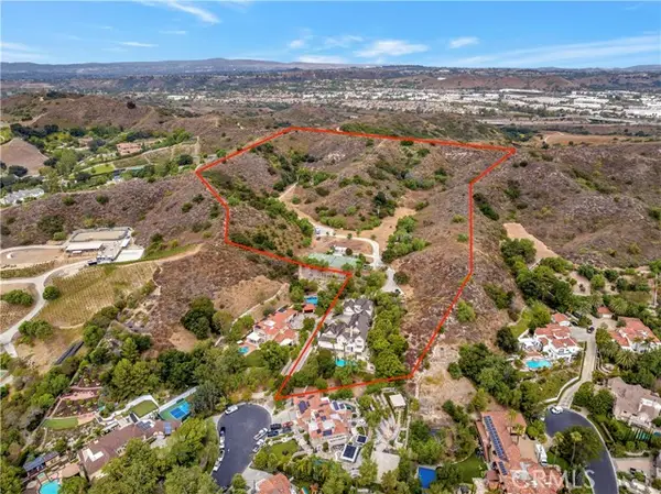2 Via Terracaleta, Trabuco Canyon, CA 92679